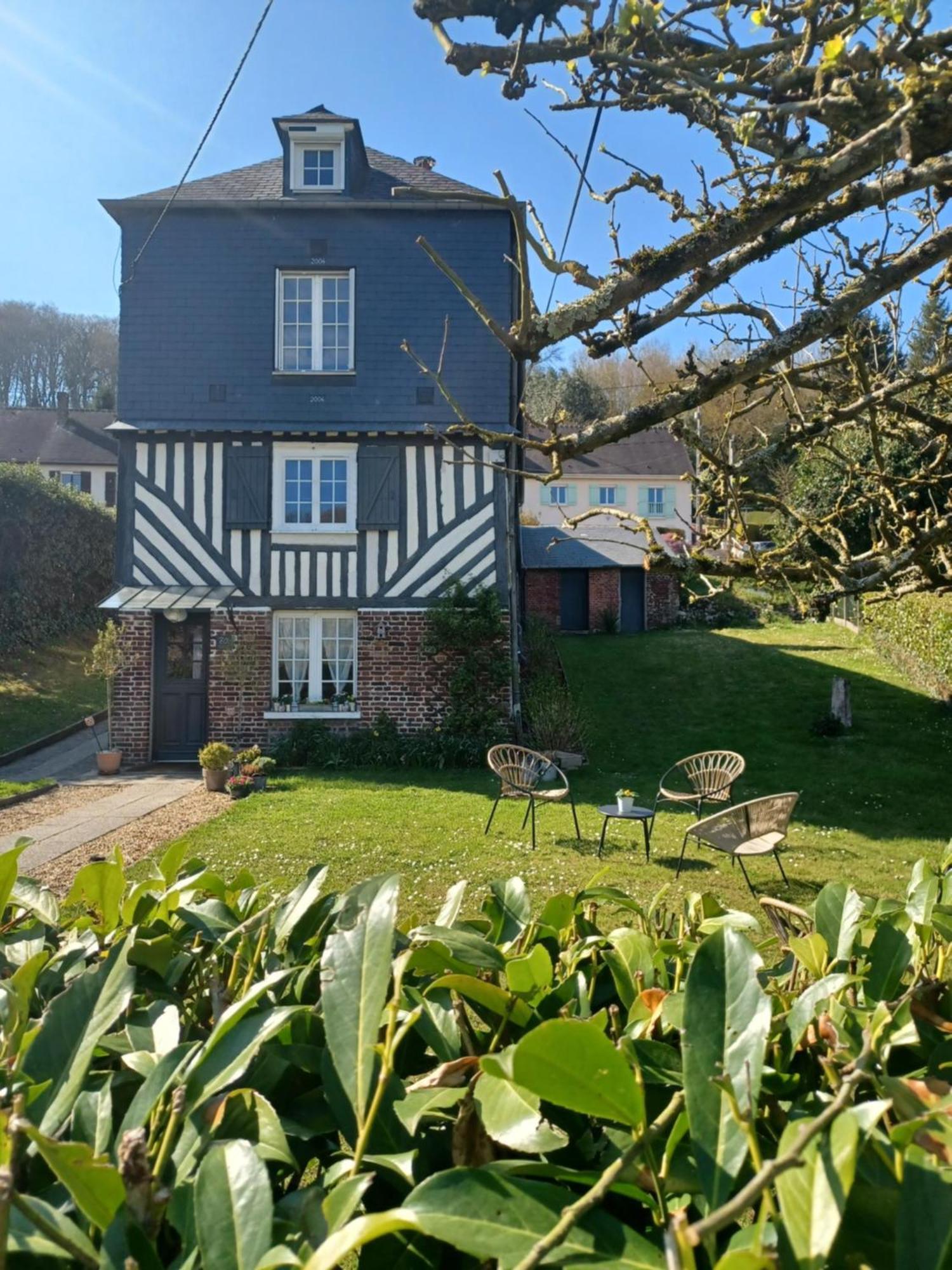 옹플뢰르 Les Pommiers B&B 외부 사진